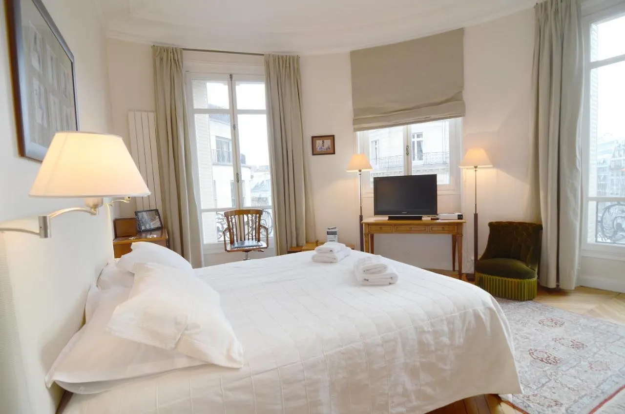 Champs Elysees Paris Appartement