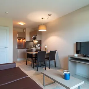 https://les-thermes-404-appt-proche-plage-avec-piscine-partage.inbrittany.com