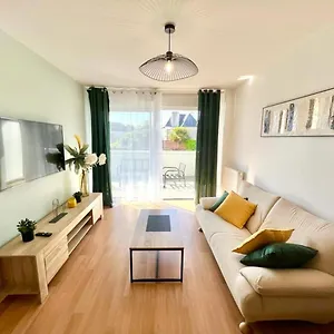 https://lanester-le-parc-bois-wifi-fibre-balcon-parking-priv.inbrittany.com